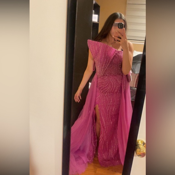 Dress, new - Picture 6 of 6